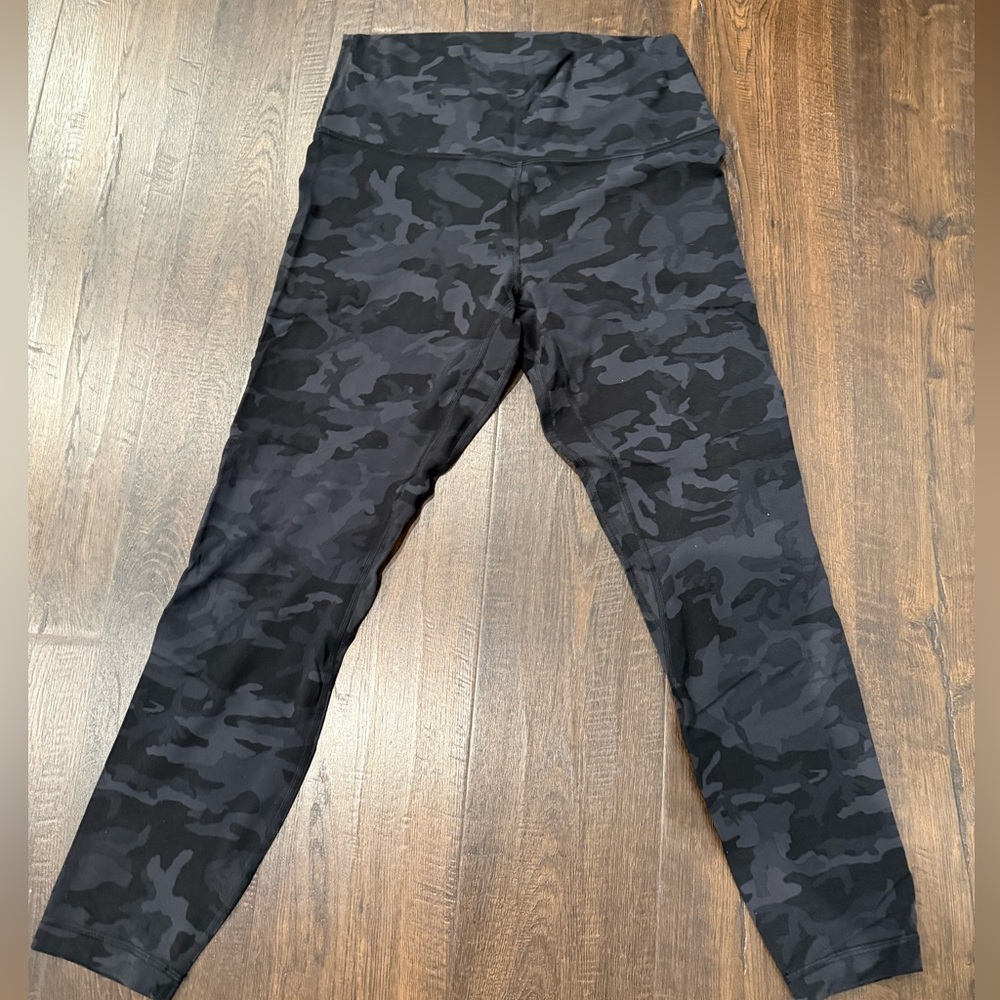 Lululemon Black Camouflage Leggings